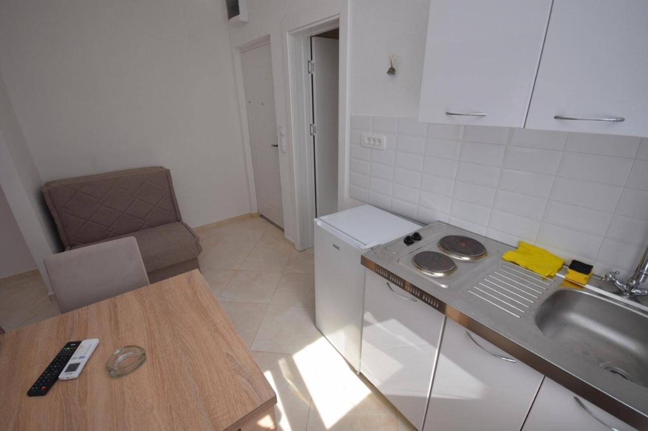 Subotic S Apartmani Risan Esterno foto